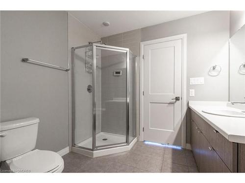 25-30 Times Square Blvd, Hamilton, ON - Indoor Photo Showing Bathroom