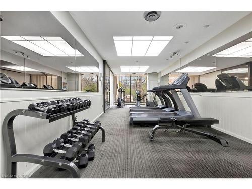 202-1359 White Oaks Boulevard, Oakville, ON - Indoor Photo Showing Gym Room