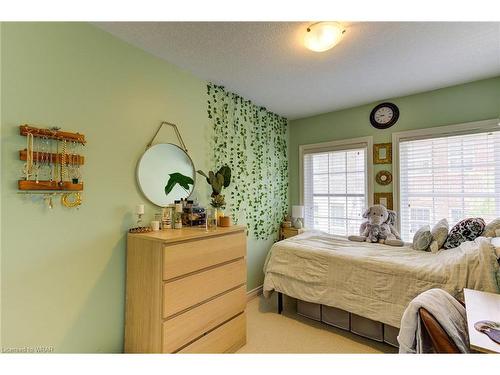 8 Beatrice Lane, Kitchener, ON - Indoor Photo Showing Bedroom