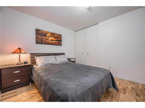 282 Langford Place, Waterloo, ON - Indoor Photo Showing Bedroom