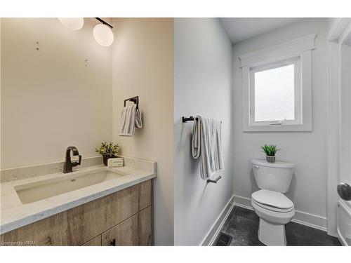 514 Lambton Street W, Durham, ON - Indoor Photo Showing Bathroom