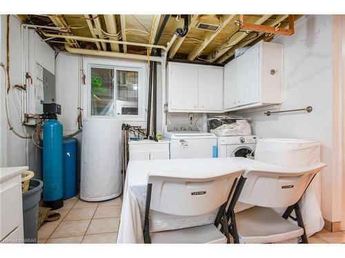 421 Franklin Street N, Kitchener, ON - Indoor Photo Showing Laundry Room