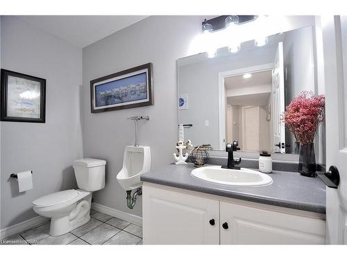 56 Conservation Trail, Belwood, ON - Indoor Photo Showing Bathroom