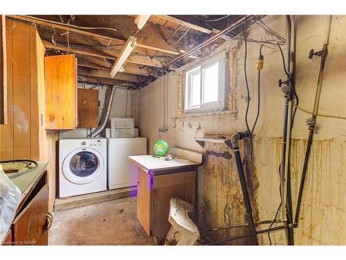 3064 Adelaide Street, Fordwich, ON - Indoor Photo Showing Laundry Room