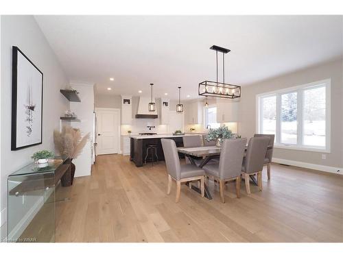 50 Carriage Crossing, Drayton, ON - Indoor Photo Showing Dining Room
