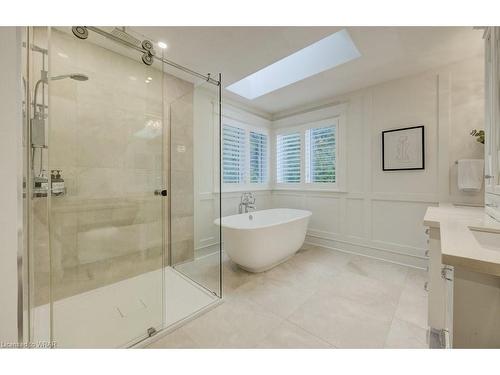 988 Stonebrook Road, Cambridge, ON - Indoor Photo Showing Bathroom