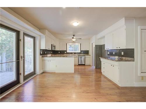 550 Silver Street, Mount Forest, ON - Indoor Photo Showing Kitchen
