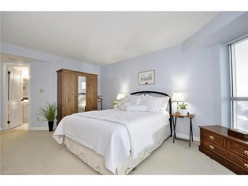 1706-190 Hespeler Road, Cambridge, ON - Indoor Photo Showing Bedroom