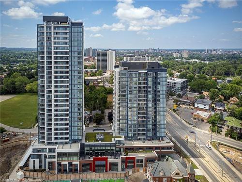 1806-5 Wellington Street S, Kitchener, ON - Outdoor With View