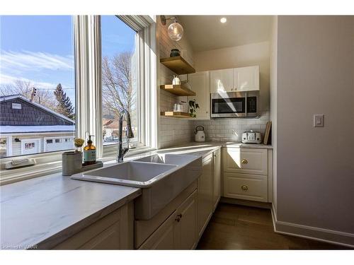 137 Elgin Street South Street S, Mount Forest, ON - Indoor Photo Showing Kitchen With Double Sink