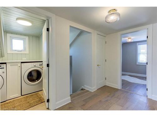 137 Elgin Street South Street S, Mount Forest, ON - Indoor Photo Showing Laundry Room