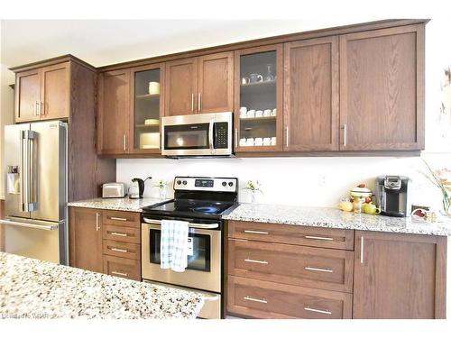 510 Blair Creek Drive, Kitchener, ON - Indoor Photo Showing Kitchen With Upgraded Kitchen