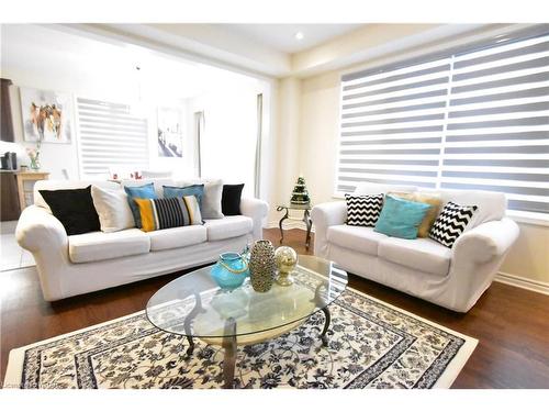 510 Blair Creek Drive, Kitchener, ON - Indoor Photo Showing Living Room
