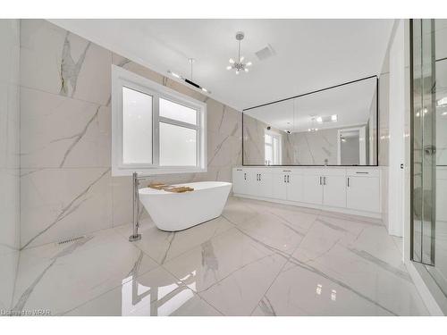 2152 Tripp Drive, London, ON - Indoor Photo Showing Bathroom