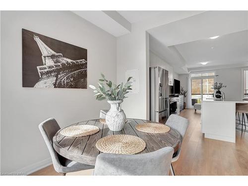 31-2 Willow Street, Paris, ON - Indoor Photo Showing Dining Room