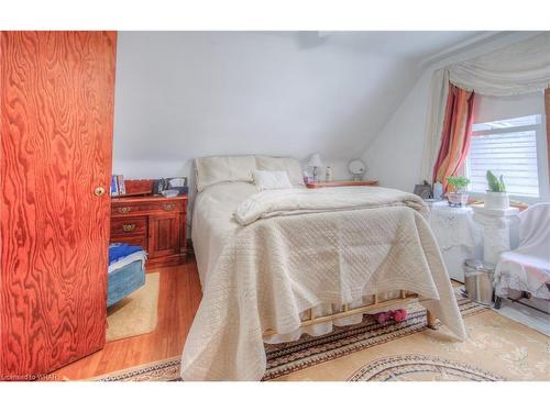 22 Graber Place, Kitchener, ON - Indoor Photo Showing Bedroom