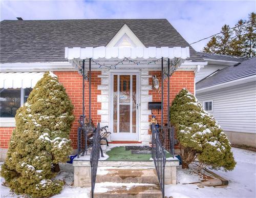 22 Graber Place, Kitchener, ON - Outdoor