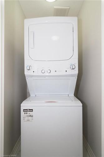 24 Edgewood Drive, Kitchener, ON - Indoor Photo Showing Laundry Room