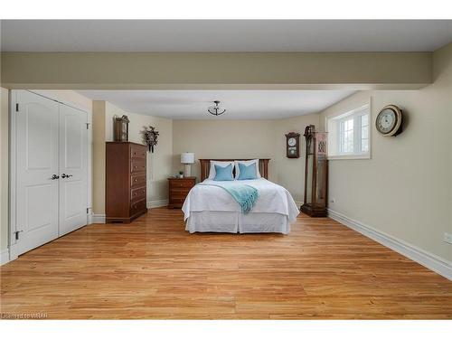 481 Lynden Road, Brantford, ON - Indoor Photo Showing Bedroom