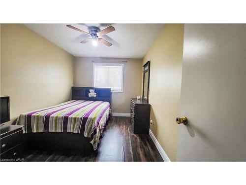 35 Rushbrook Drive, Kitchener, ON - Indoor Photo Showing Bedroom