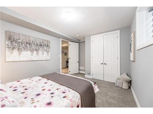 114 Deer Creek Street, Kitchener, ON - Indoor Photo Showing Bedroom