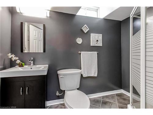 146 Powell Drive, Hamilton, ON - Indoor Photo Showing Bathroom
