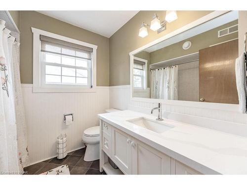 95 Parkview Crescent, Atwood, ON - Indoor Photo Showing Bathroom
