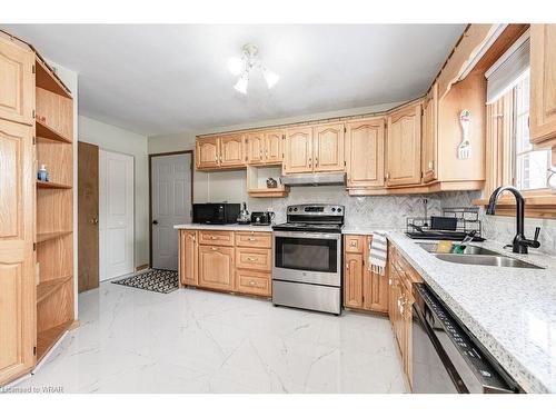 95 Parkview Crescent, Atwood, ON - Indoor Photo Showing Kitchen With Double Sink