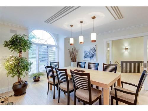 14 James Court, Heidelberg, ON - Indoor Photo Showing Dining Room