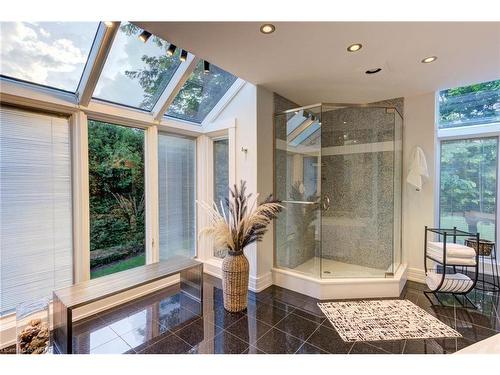 14 James Court, Heidelberg, ON - Indoor Photo Showing Bathroom