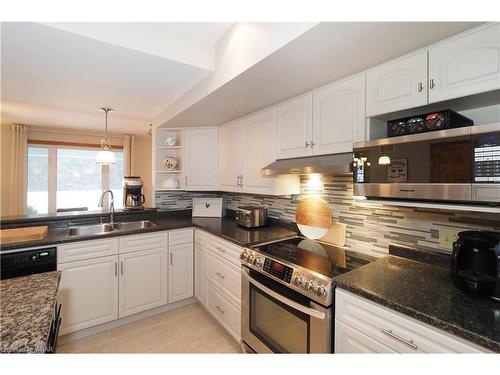 6496 Twelfth Line, Harriston, ON - Indoor Photo Showing Kitchen With Double Sink