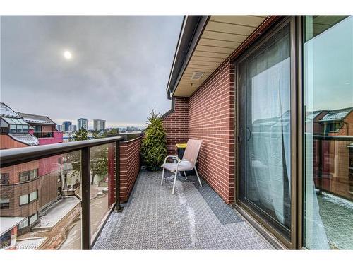 61-52 Blue Springs Drive, Waterloo, ON - Outdoor With Balcony With Exterior