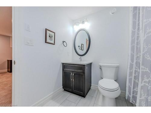 33 Bur Oak Drive, Elmira, ON - Indoor Photo Showing Bathroom