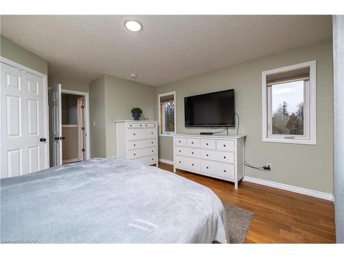3 Old Pine Tree Road, Miller Lake, ON - Indoor Photo Showing Bedroom
