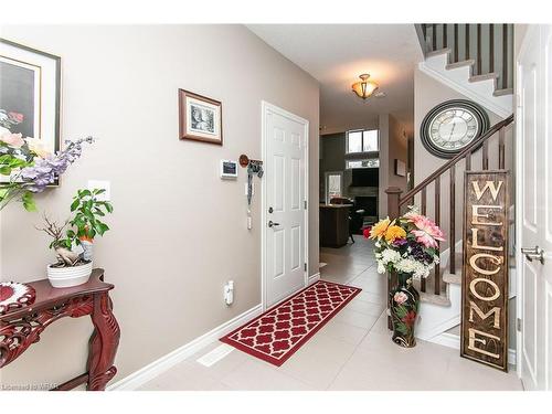 832 Normandy Drive, Woodstock, ON - Indoor Photo Showing Other Room