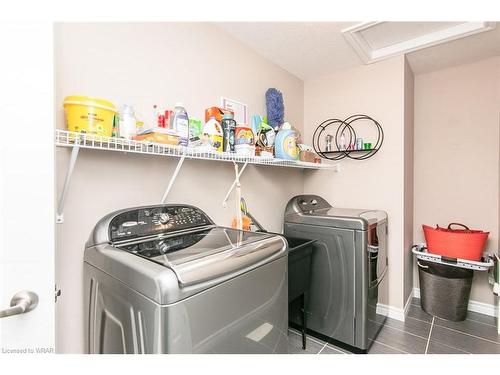 832 Normandy Drive, Woodstock, ON - Indoor Photo Showing Laundry Room