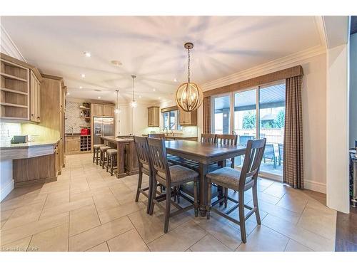 44 Jacob Gingrich Drive, Kitchener, ON - Indoor Photo Showing Dining Room