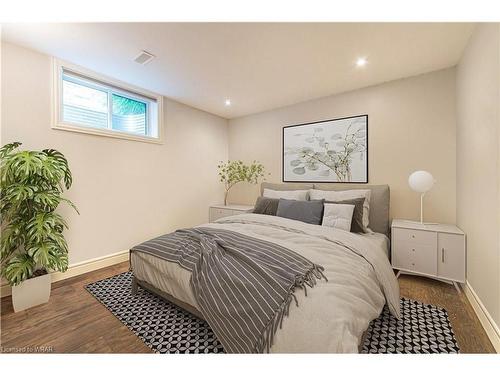 44 Jacob Gingrich Drive, Kitchener, ON - Indoor Photo Showing Bedroom