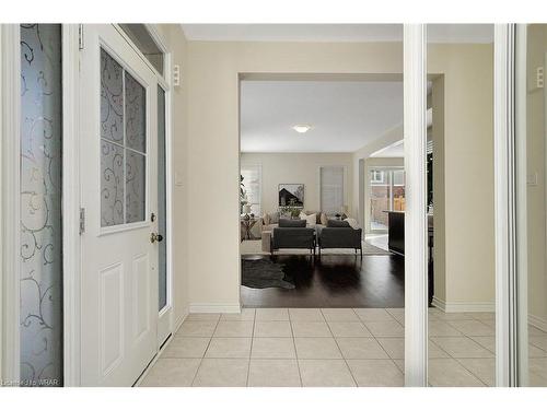 47 Pointer Street, Cambridge, ON - Indoor Photo Showing Other Room