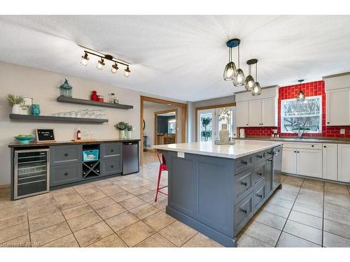 610 Wallace Avenue N, Listowel, ON - Indoor Photo Showing Kitchen