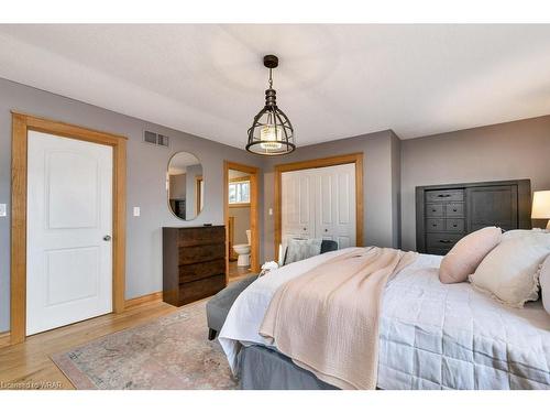 610 Wallace Avenue N, Listowel, ON - Indoor Photo Showing Bedroom