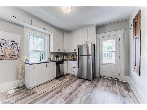 690 Wallace Avenue N, Listowel, ON - Indoor Photo Showing Kitchen With Stainless Steel Kitchen