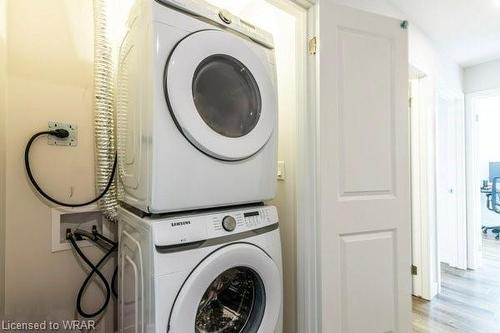 506 Lampman Place S, Woodstock, ON - Indoor Photo Showing Laundry Room