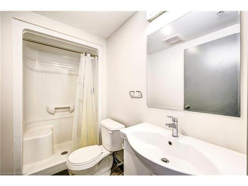 266-258B Sunview Street, Waterloo, ON - Indoor Photo Showing Bathroom