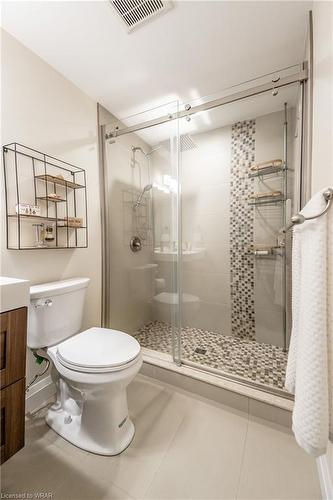 104 Challenger Avenue, Ayr, ON - Indoor Photo Showing Bathroom