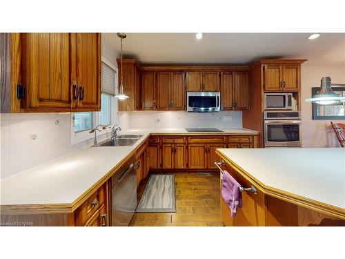 5339 Highway 9 Highway, Clifford, ON - Indoor Photo Showing Kitchen With Double Sink