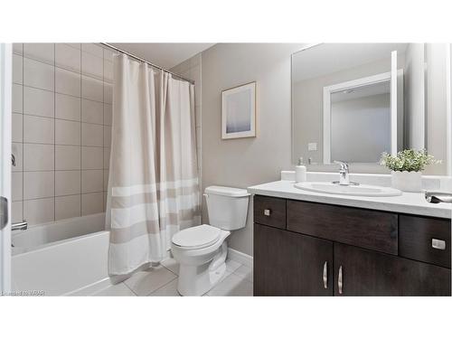 102 Snyder Avenue North Avenue, Elmira, ON - Indoor Photo Showing Bathroom