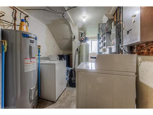 15 Killdeer Road, Elmira, ON - Indoor Photo Showing Laundry Room