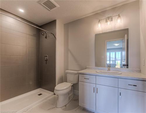 660 Wray Avenue S, Listowel, ON - Indoor Photo Showing Bathroom