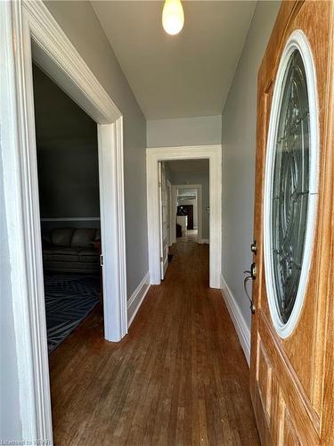 520 York Street, Palmerston, ON - Indoor Photo Showing Bedroom